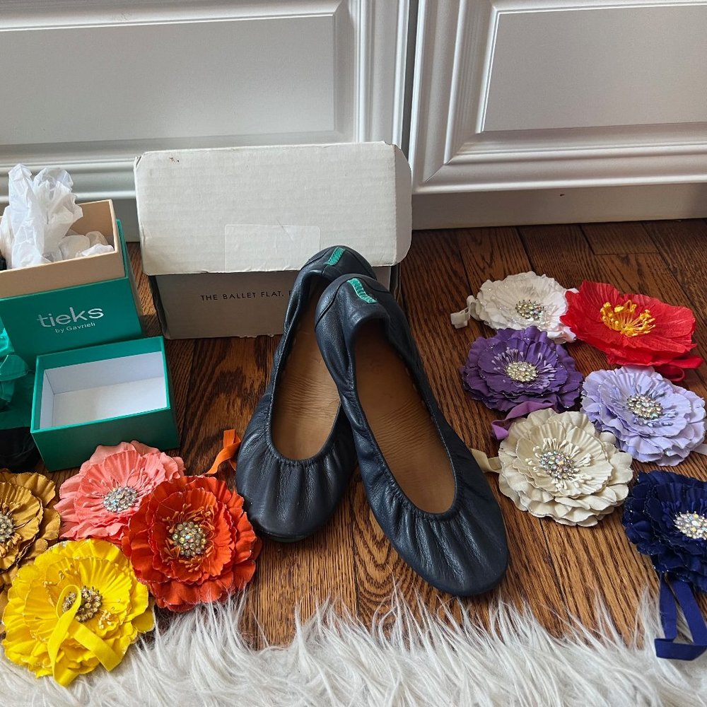 California Navy Tieks